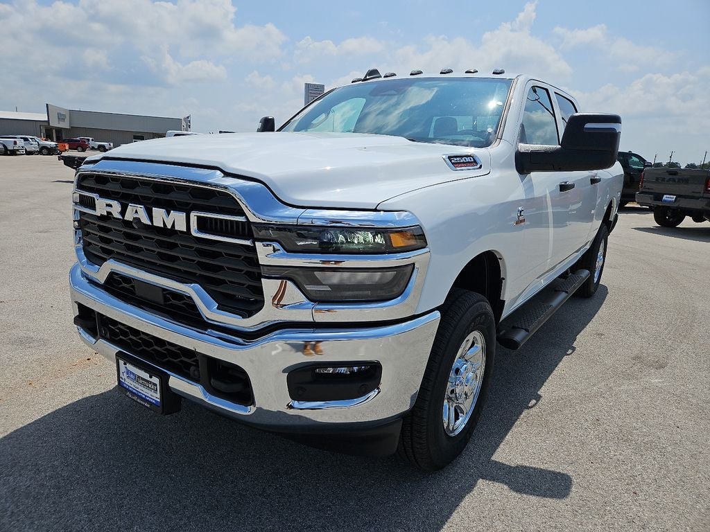 2026 RAM 2500 RAM 2500 TRADESMAN CREW CAB 4X4 6'4' BOX