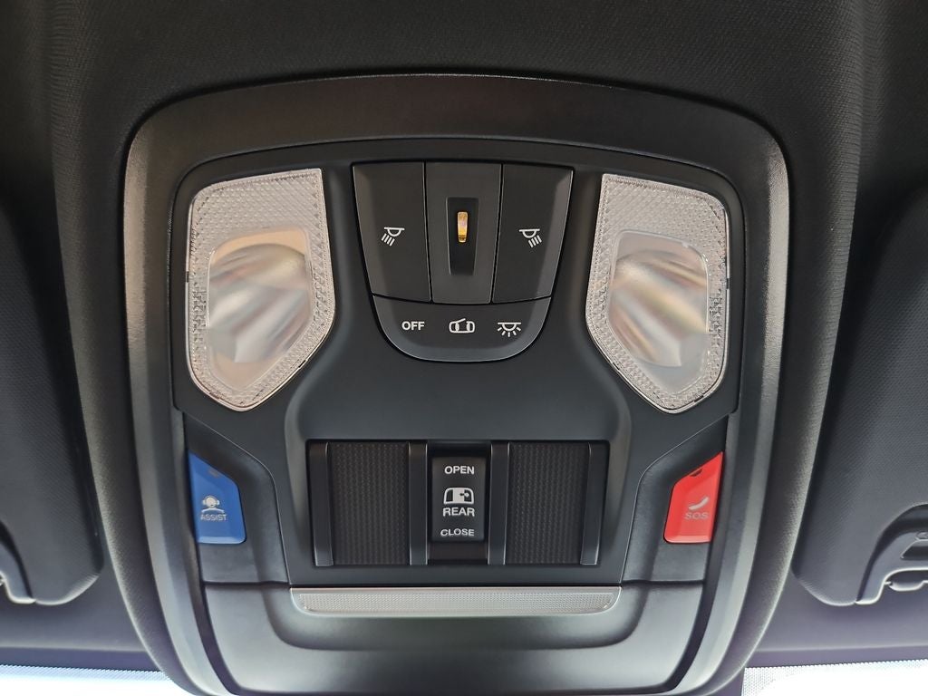 2026 RAM 2500 RAM 2500 TRADESMAN CREW CAB 4X4 8' BOX