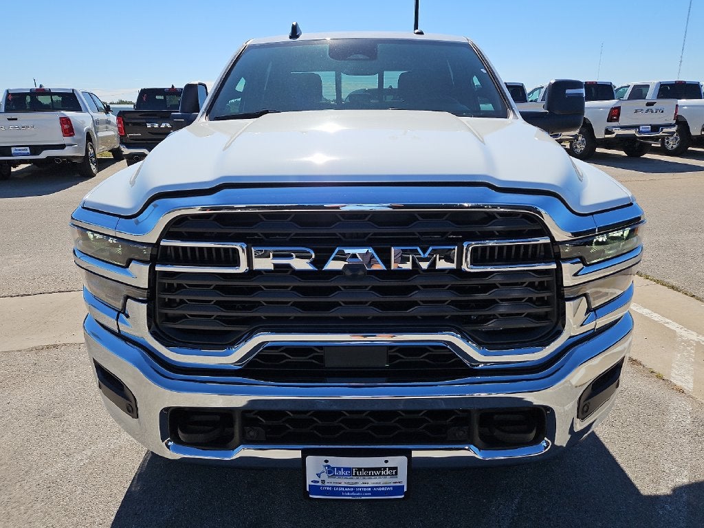 2027 RAM 2500 RAM 2500 TRADESMAN CREW CAB 4X4 8' BOX