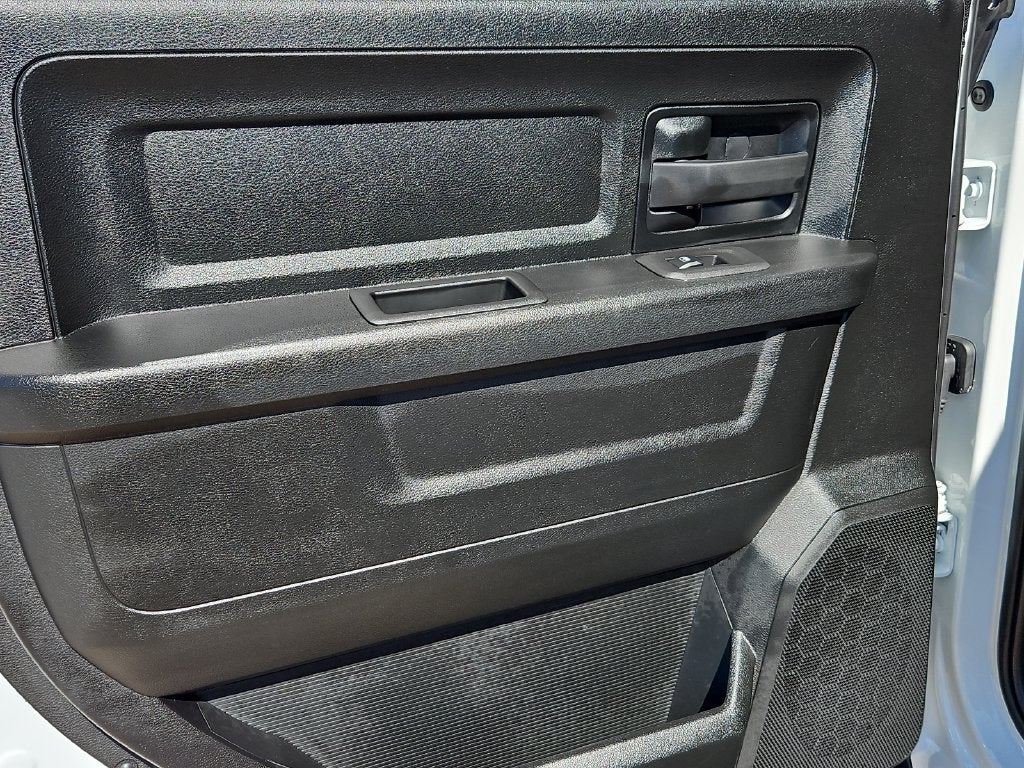 2027 RAM 2500 RAM 2500 TRADESMAN CREW CAB 4X4 8' BOX