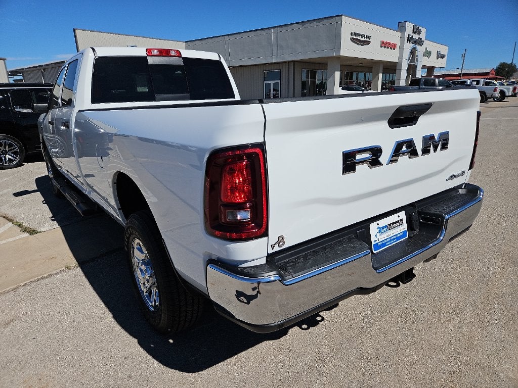 2027 RAM 2500 RAM 2500 TRADESMAN CREW CAB 4X4 8' BOX