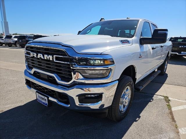 2027 RAM 2500 RAM 2500 TRADESMAN CREW CAB 4X4 8' BOX