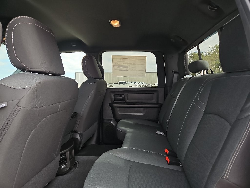 2027 RAM 2500 RAM 2500 TRADESMAN CREW CAB 4X4 8' BOX