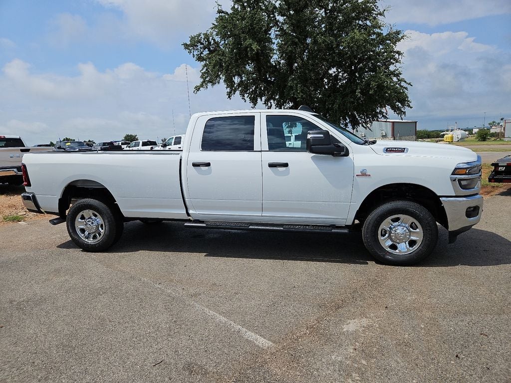 2026 RAM 2500 RAM 2500 TRADESMAN CREW CAB 4X4 8' BOX