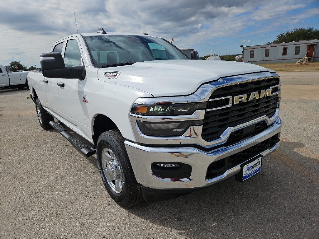 2027 RAM 2500 RAM 2500 TRADESMAN CREW CAB 4X4 8' BOX