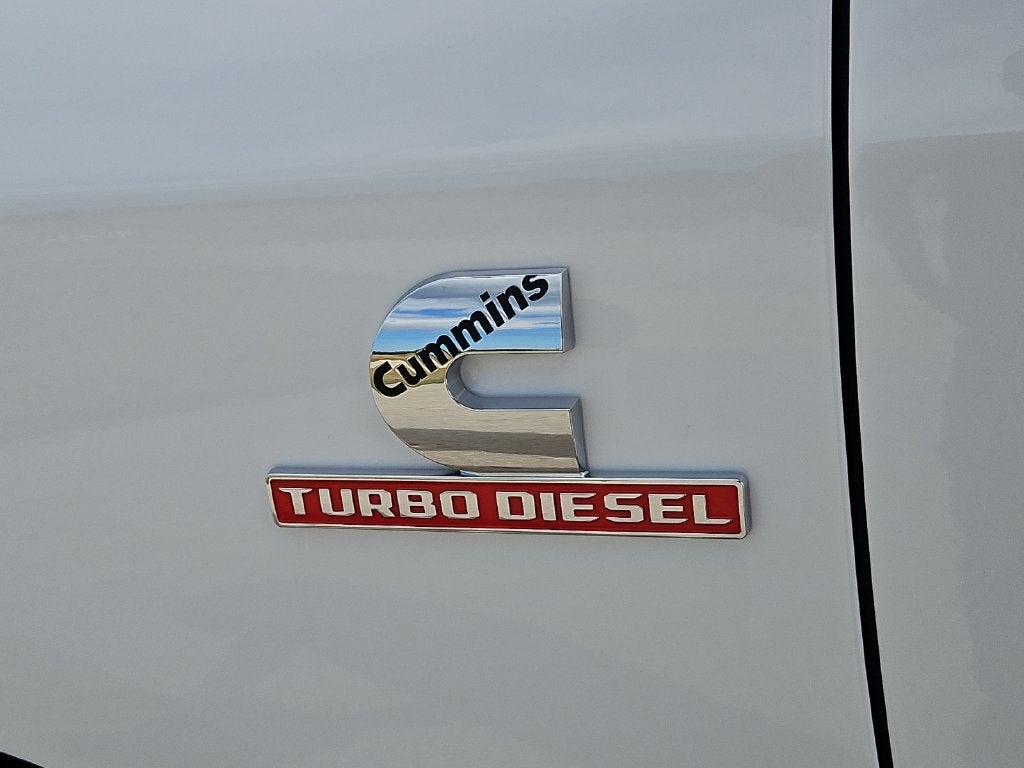 2027 RAM 2500 RAM 2500 TRADESMAN CREW CAB 4X4 8' BOX