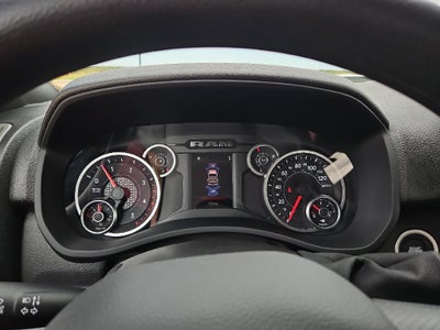 2027 RAM 2500 RAM 2500 TRADESMAN CREW CAB 4X4 8' BOX
