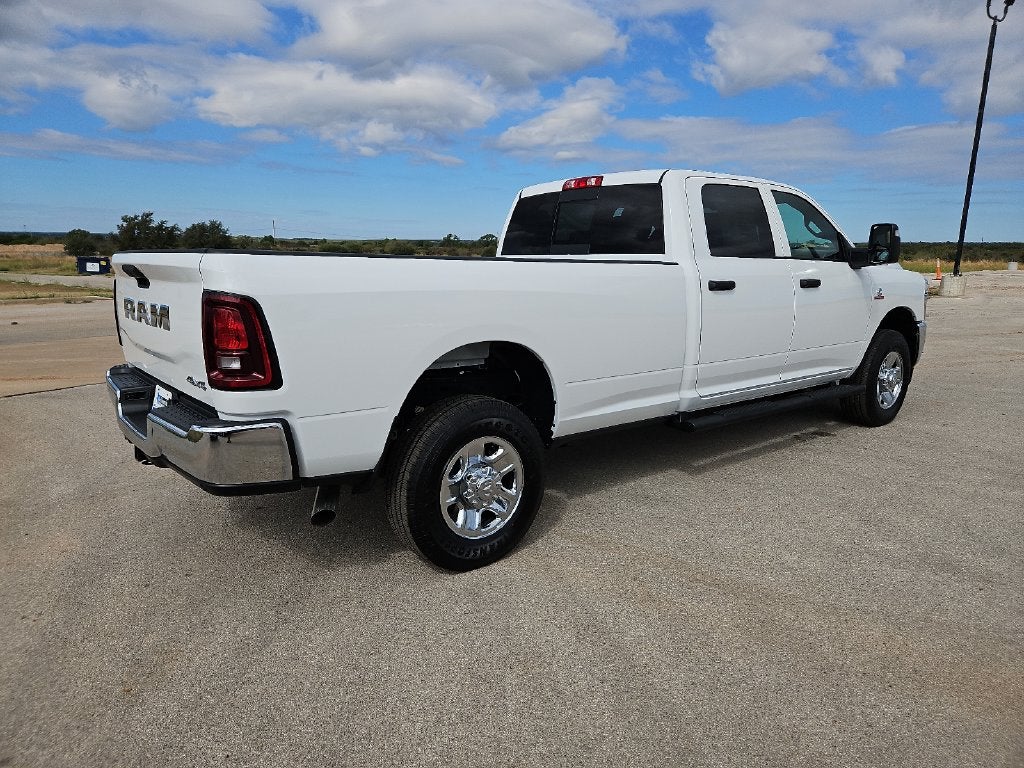2027 RAM 2500 RAM 2500 TRADESMAN CREW CAB 4X4 8' BOX