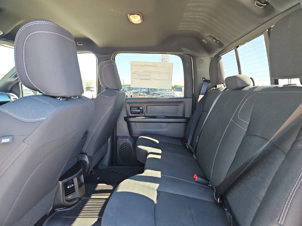 2027 RAM 2500 RAM 2500 TRADESMAN CREW CAB 4X4 8' BOX