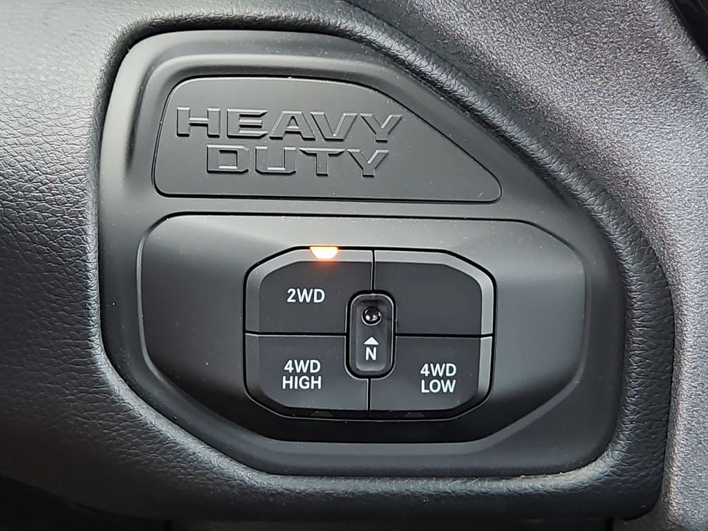 2026 RAM 2500 RAM 2500 TRADESMAN CREW CAB 4X4 8' BOX