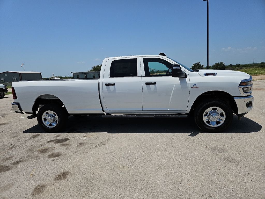 2026 RAM 2500 RAM 2500 TRADESMAN CREW CAB 4X4 8' BOX