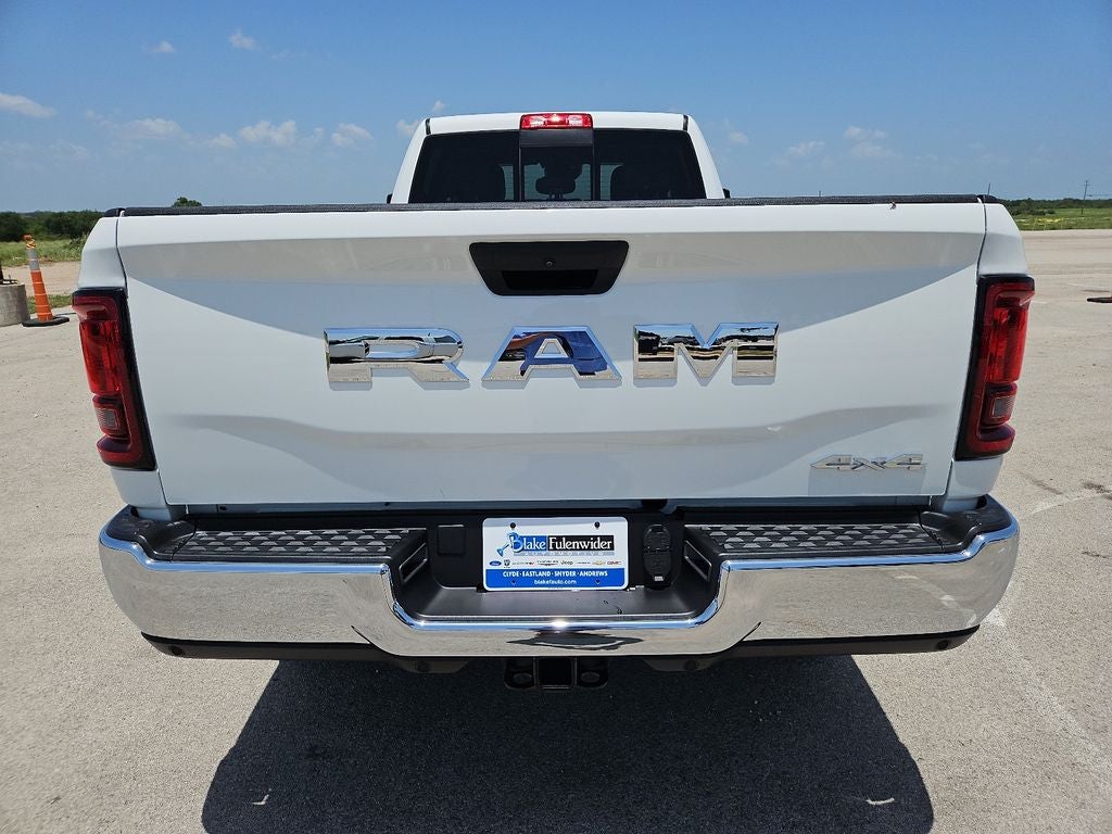2026 RAM 2500 RAM 2500 TRADESMAN CREW CAB 4X4 8' BOX
