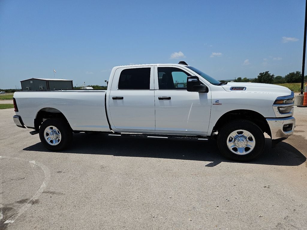 2026 RAM 2500 RAM 2500 TRADESMAN CREW CAB 4X4 8' BOX