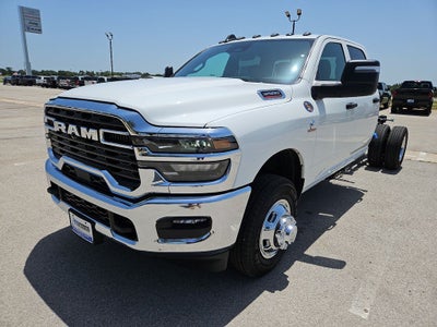 2026 RAM 3500 Chassis RAM 3500 TRADESMAN CREW CAB CHASSIS 4X4 60' CA