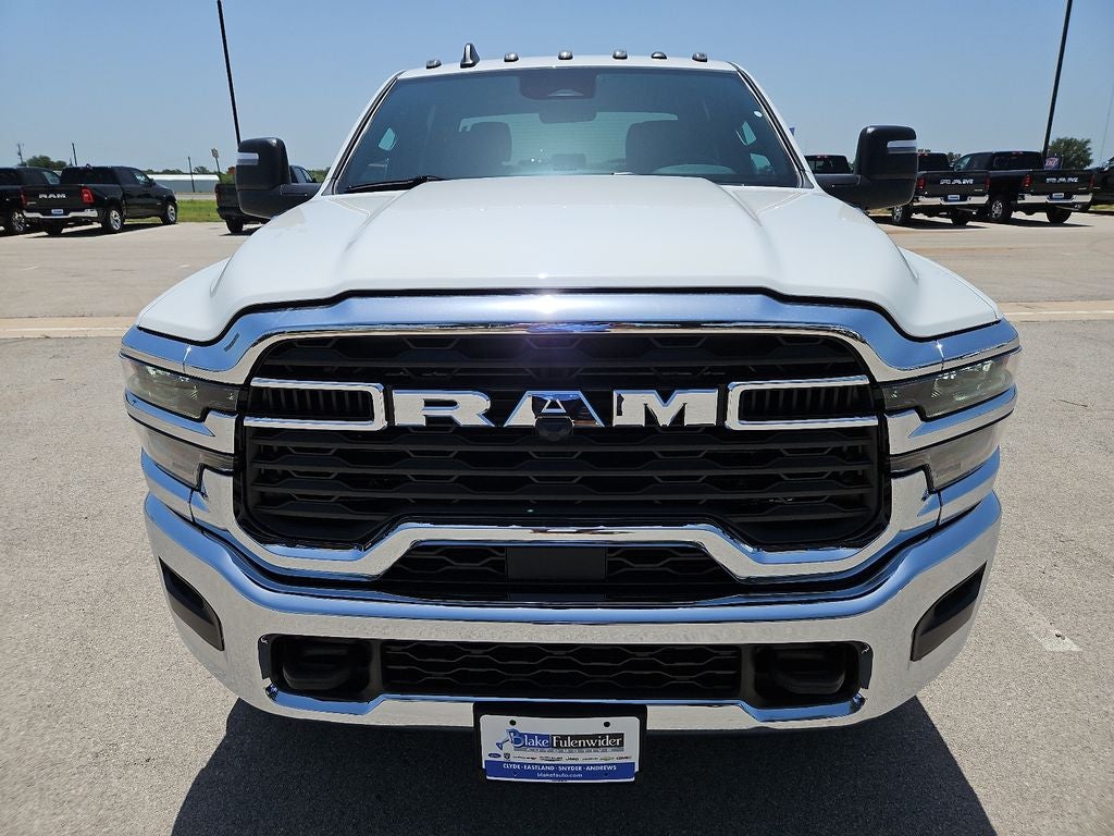 2026 RAM 3500 Chassis RAM 3500 TRADESMAN CREW CAB CHASSIS 4X4 60' CA