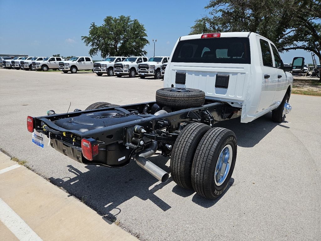 2026 RAM 3500 Chassis RAM 3500 TRADESMAN CREW CAB CHASSIS 4X4 60' CA