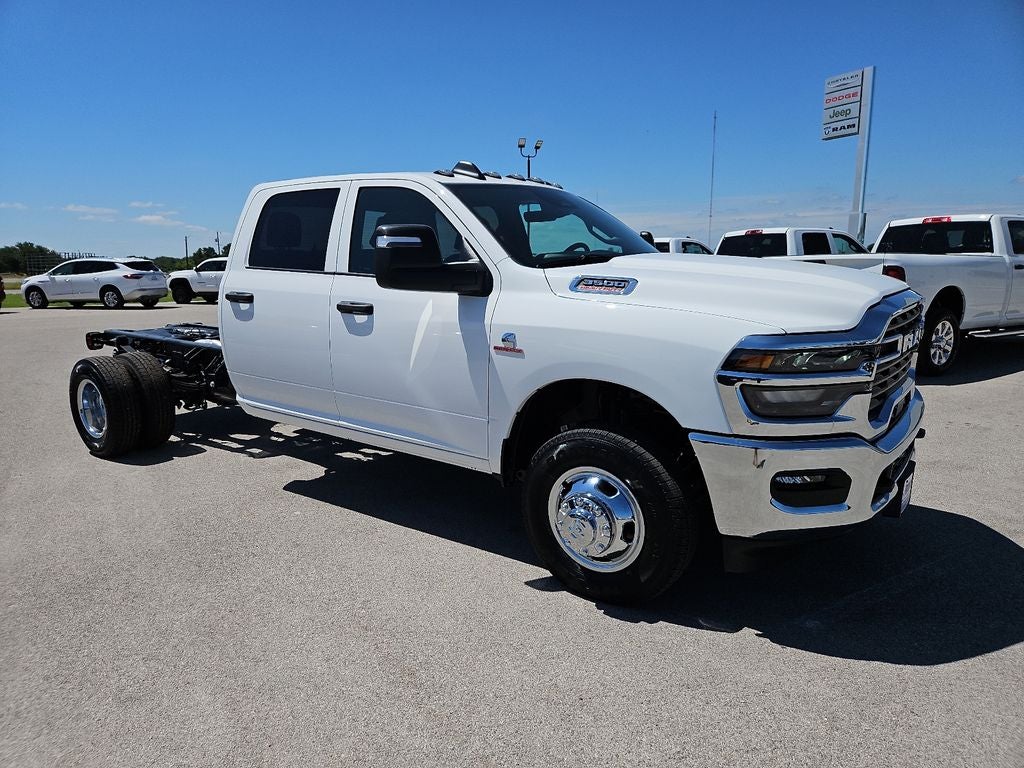 2026 RAM 3500 Chassis RAM 3500 TRADESMAN CREW CAB CHASSIS 4X4 60' CA