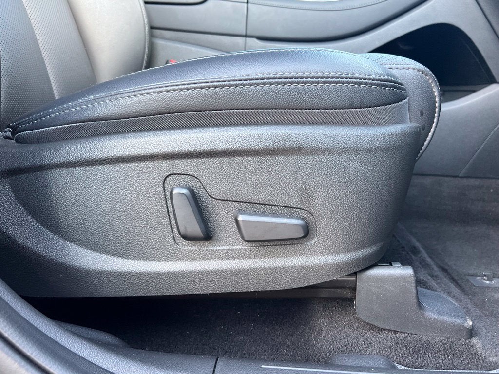 2023 Hyundai Santa Fe Hybrid SEL Premium