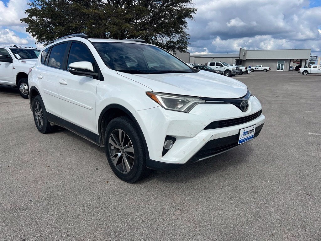 2017 Toyota RAV4 XLE