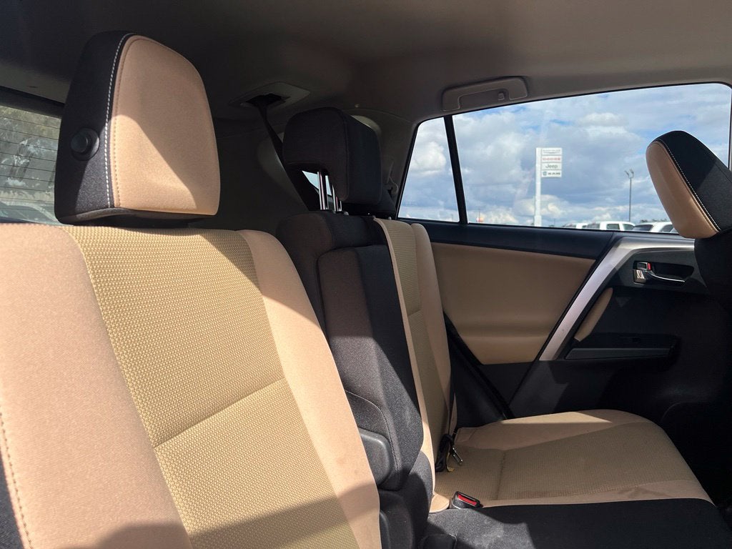 2017 Toyota RAV4 XLE