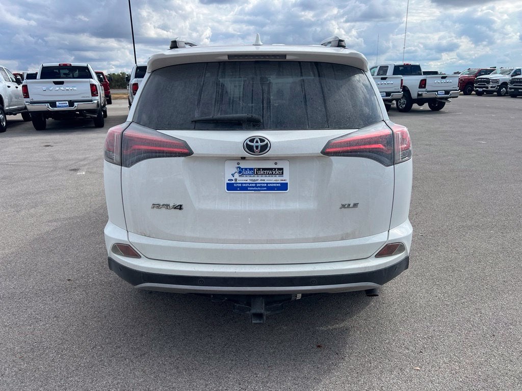 2017 Toyota RAV4 XLE