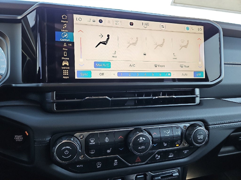 2027 Jeep Wrangler WRANGLER 4-DOOR SAHARA