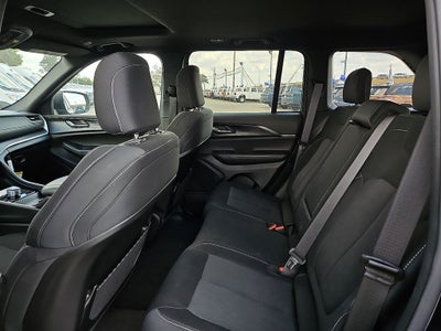 2026 Jeep Grand Cherokee GRAND CHEROKEE LAREDO X 4X4