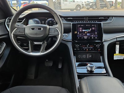 2026 Jeep Grand Cherokee GRAND CHEROKEE LAREDO X 4X4