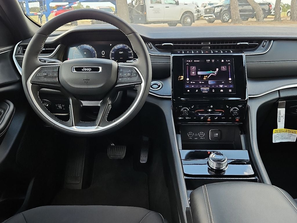 2026 Jeep Grand Cherokee GRAND CHEROKEE LAREDO X 4X4