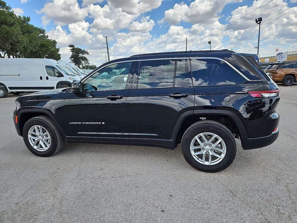 2026 Jeep Grand Cherokee GRAND CHEROKEE LAREDO X 4X4