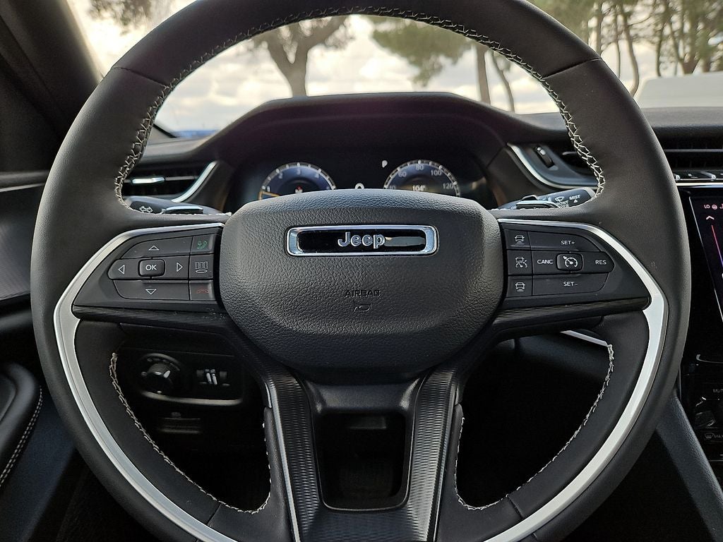 2026 Jeep Grand Cherokee GRAND CHEROKEE LAREDO X 4X4