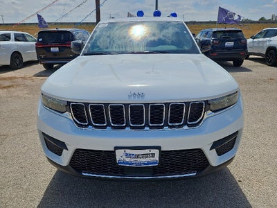 2027 Jeep Grand Cherokee GRAND CHEROKEE LAREDO X 4X4