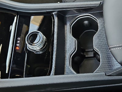 2027 Jeep Grand Cherokee GRAND CHEROKEE LAREDO X 4X4