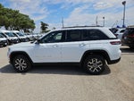 2027 Jeep Grand Cherokee GRAND CHEROKEE LAREDO X 4X4