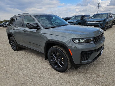 2027 Jeep Grand Cherokee GRAND CHEROKEE LAREDO ALTITUDE 4X4