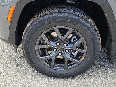 2027 Jeep Grand Cherokee GRAND CHEROKEE LAREDO ALTITUDE 4X4