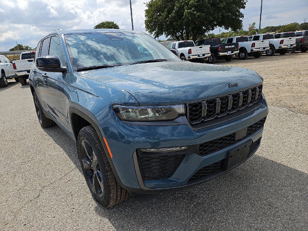 2027 Jeep Grand Cherokee GRAND CHEROKEE LIMITED 4X4