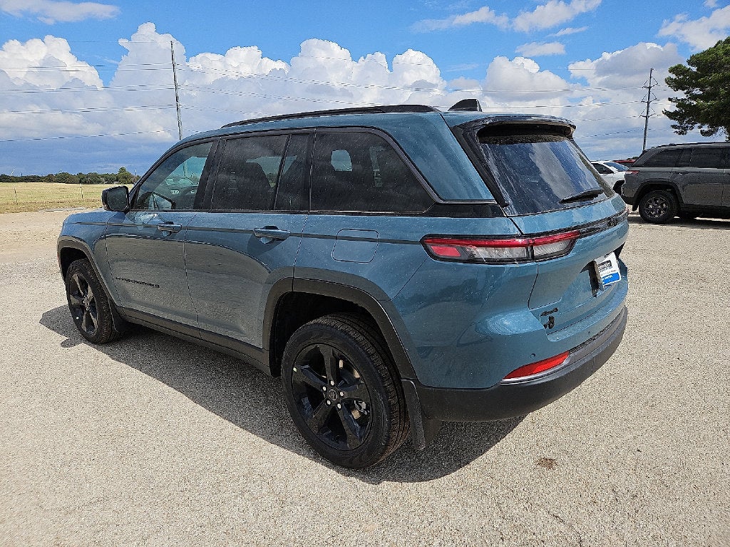 2027 Jeep Grand Cherokee GRAND CHEROKEE LIMITED 4X4