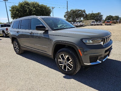 2027 Jeep Grand Cherokee L GRAND CHEROKEE L LAREDO X 4X2