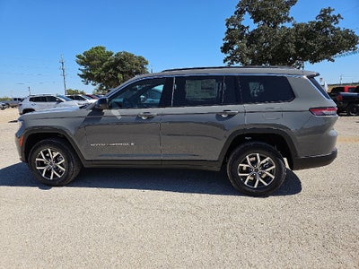 2027 Jeep Grand Cherokee L GRAND CHEROKEE L LAREDO X 4X2