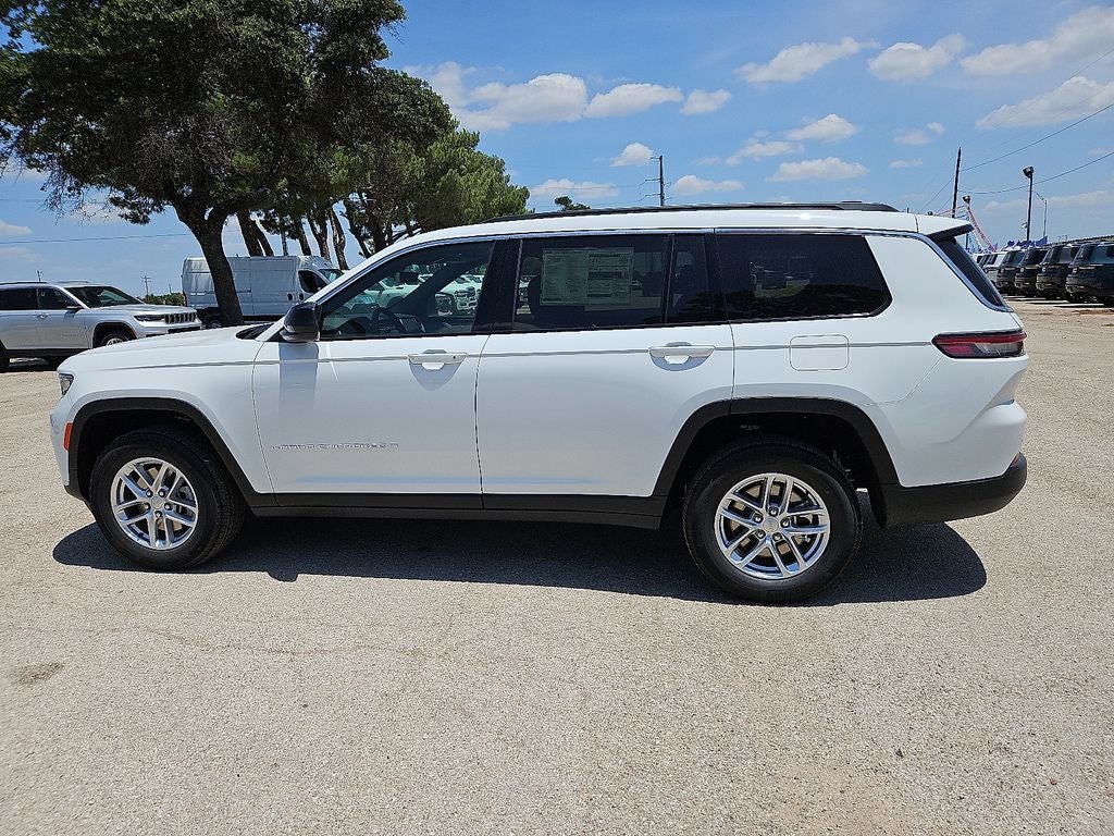 2026 Jeep Grand Cherokee GRAND CHEROKEE L LAREDO X 4X4