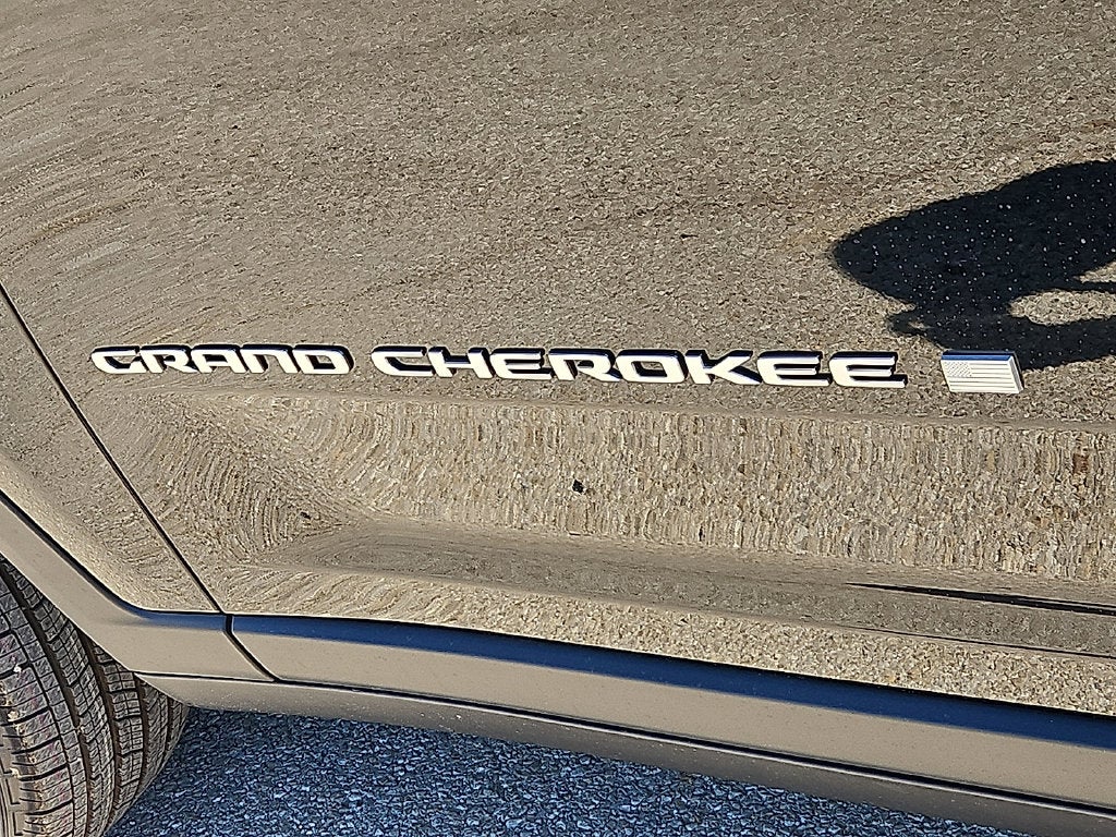 2027 Jeep Grand Cherokee L GRAND CHEROKEE L LAREDO X 4X4