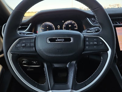 2027 Jeep Grand Cherokee L GRAND CHEROKEE L LAREDO X 4X4