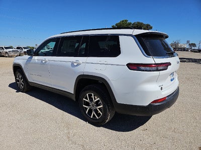 2027 Jeep Grand Cherokee L GRAND CHEROKEE L LAREDO X 4X4