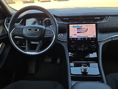 2027 Jeep Grand Cherokee L GRAND CHEROKEE L LAREDO X 4X4
