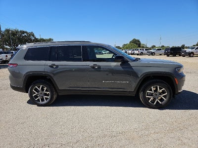 2027 Jeep Grand Cherokee L GRAND CHEROKEE L LAREDO X 4X4