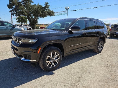2027 Jeep Grand Cherokee L GRAND CHEROKEE L LAREDO X 4X4