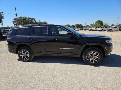 2027 Jeep Grand Cherokee L GRAND CHEROKEE L LAREDO X 4X4