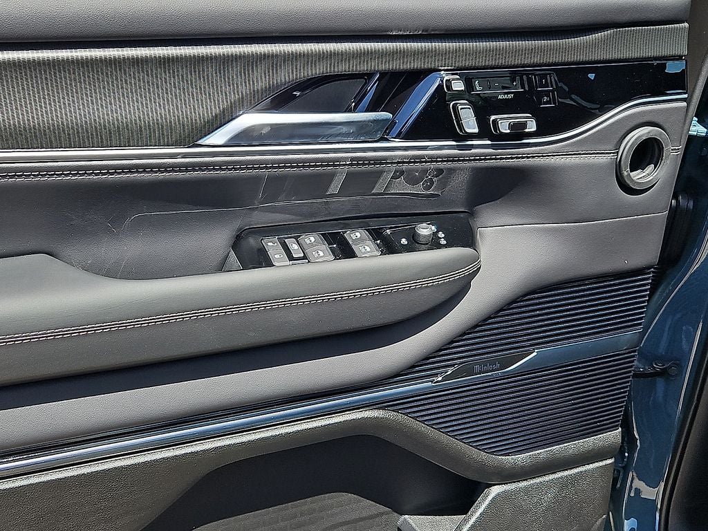 2026 Jeep Grand Wagoneer GRAND WAGONEER L SUMMIT OBSIDIAN 4X4