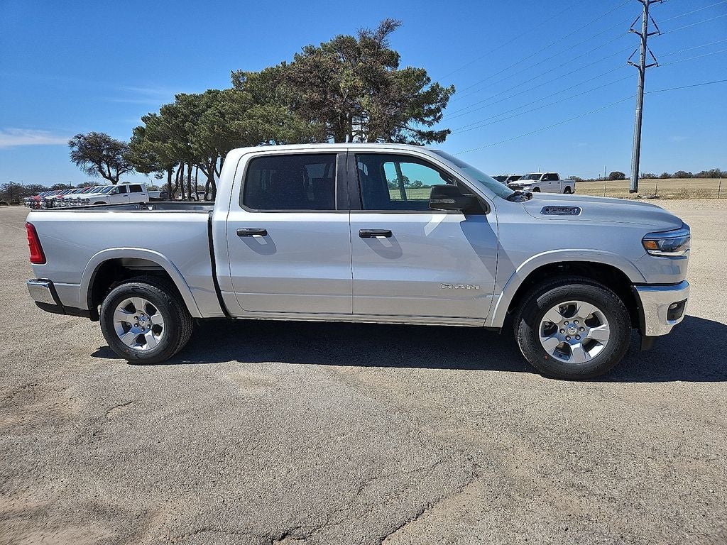2026 RAM Ram 1500 RAM 1500 LONE STAR CREW CAB 4X2 5'7' BOX
